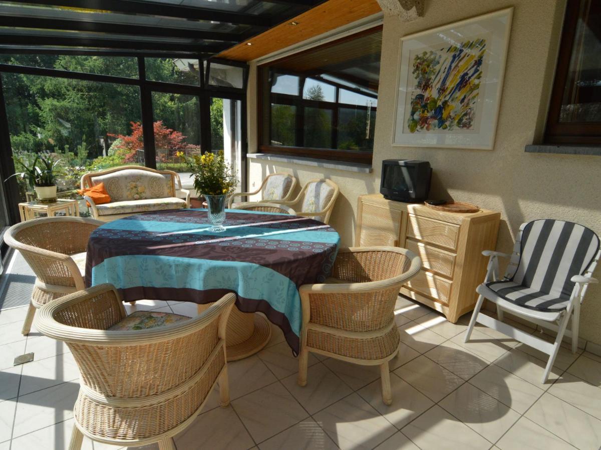Elegant Villa In Stavelot With Fitness Playroom Oda fotoğraf