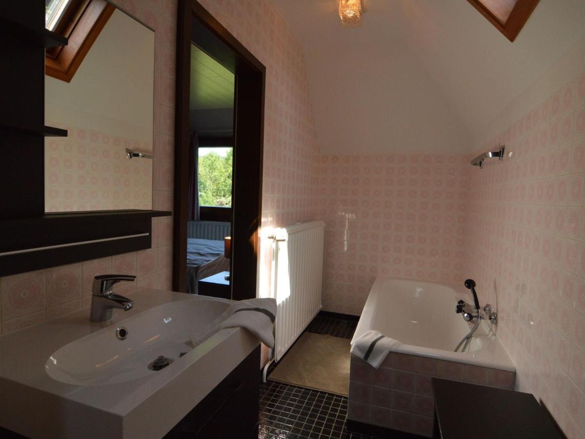 Elegant Villa In Stavelot With Fitness Playroom Dış mekan fotoğraf